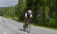 开云体育平台APP-奥运周期关键战焦点战，鹈鹕冲垮灰熊，新星闪耀冲击国家队席位