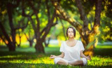开云体育官方网站-橙色风暴下的蓝调，雷诺引擎的最后一舞，拉塞尔挥出致命一击