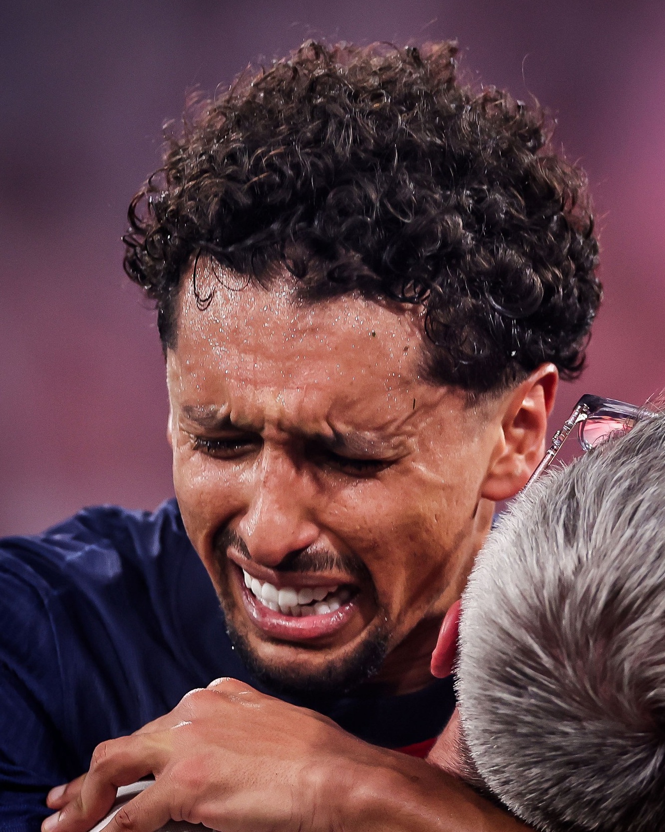 包含那不勒斯遗憾出局，欧冠梦碎残酷一刻的词条