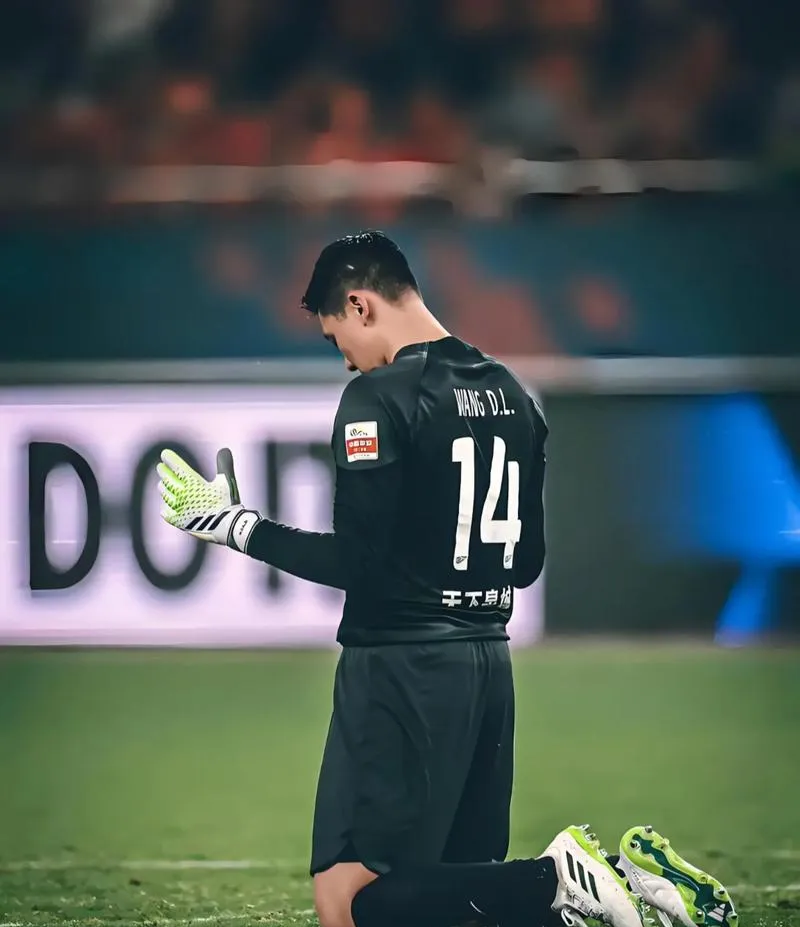 关于上海绿地申花完胜对手，继续保持稳定表现的信息