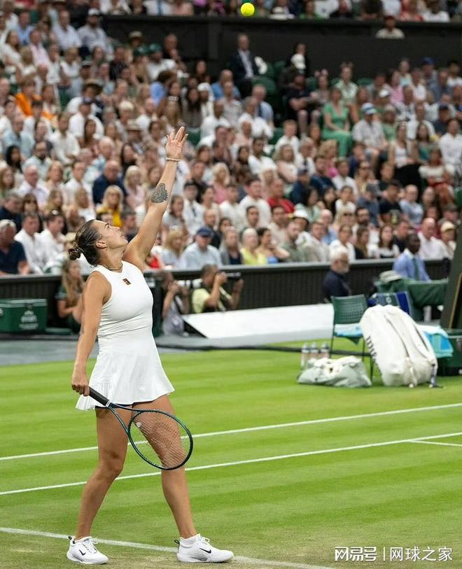 包含欧洲网球队绝杀意大利网球队，克耶高斯统治全场的词条