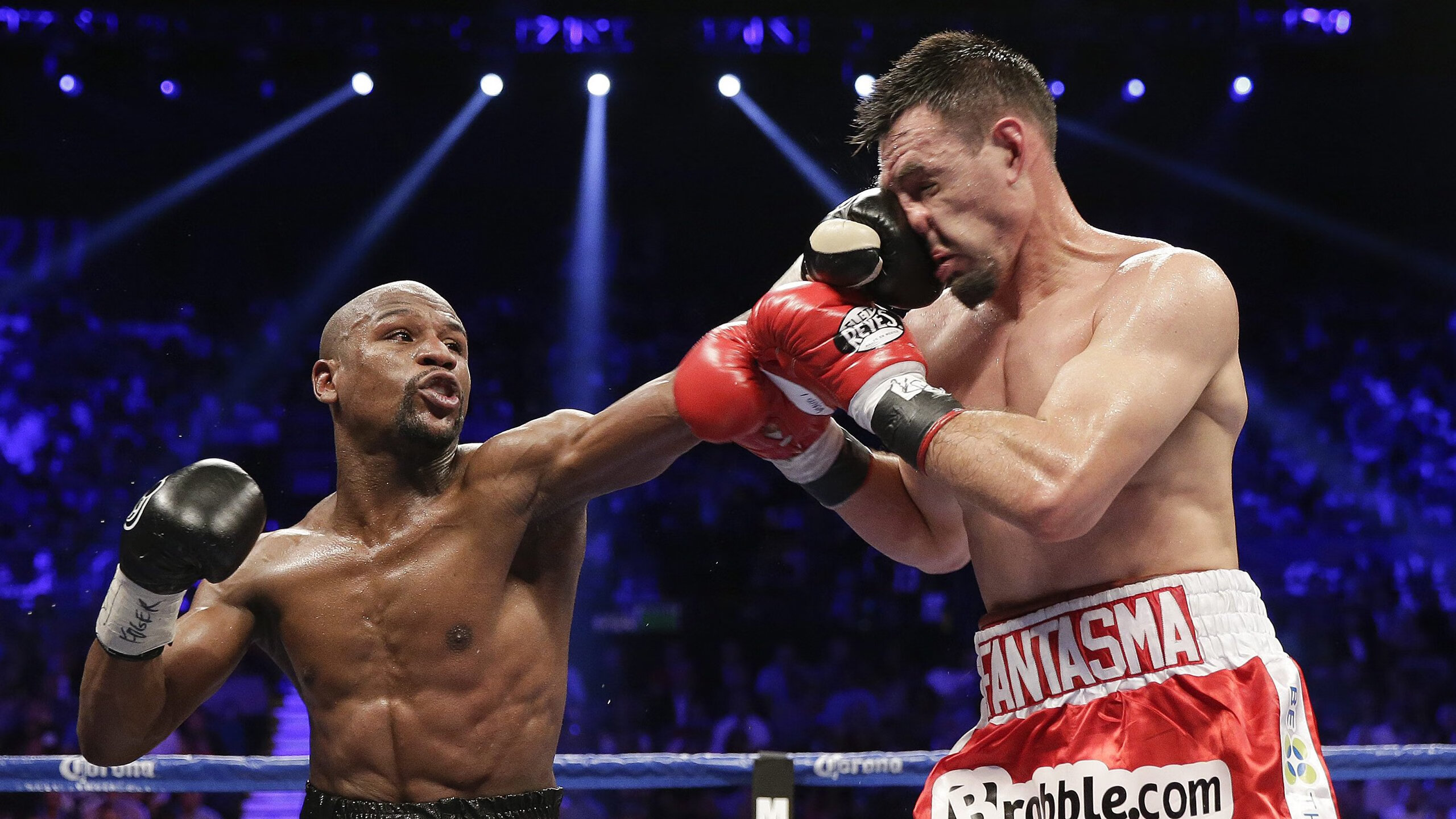 北欧风暴席卷安联,芬兰狂胜拜仁,罗德里戈防守艺术锁死德甲巨人