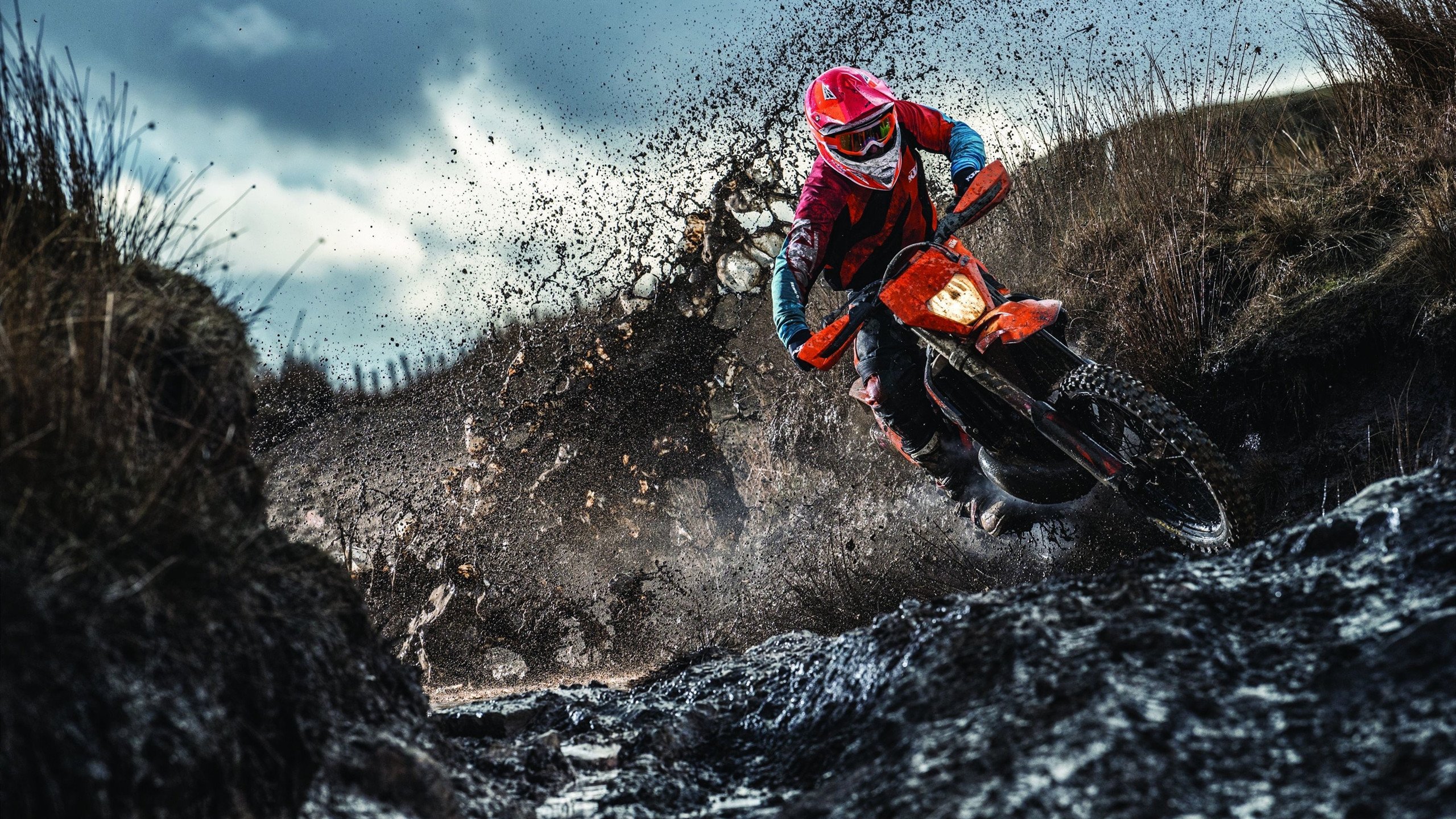 卡马文加压力下完成爆发，巴萨加时险胜中国新军